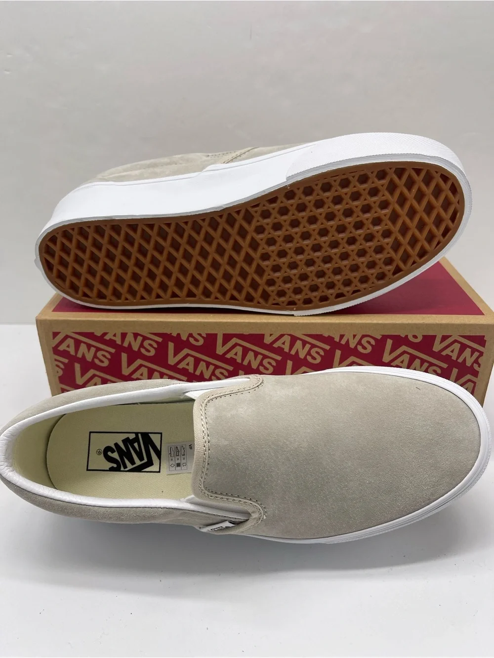 Vans Classic Slip-On Stackform Nubuck Oatmeal Platform Sneakers VN000E8C2N1 NWT